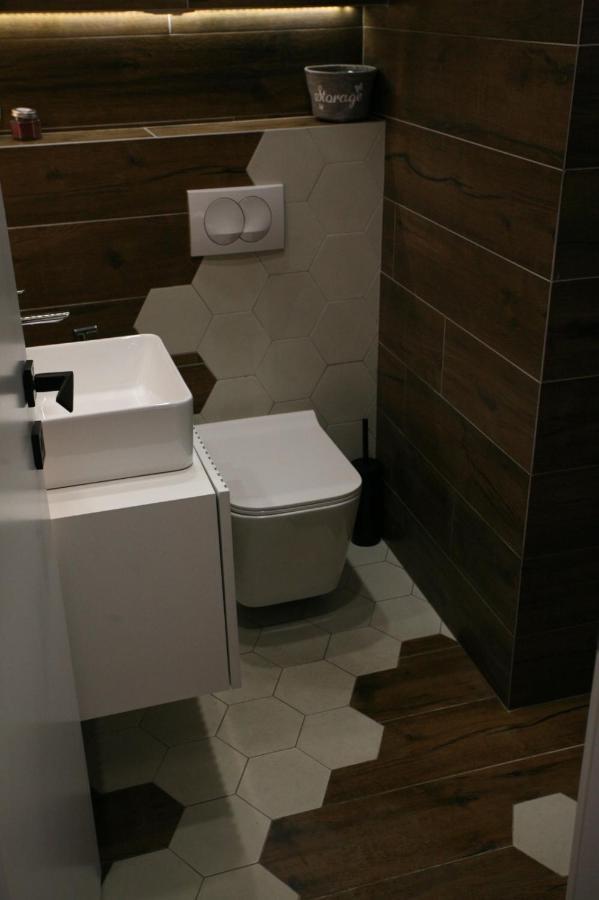 4Seasonsgea , Studio Apartment In Heart Of Tirana Extérieur photo